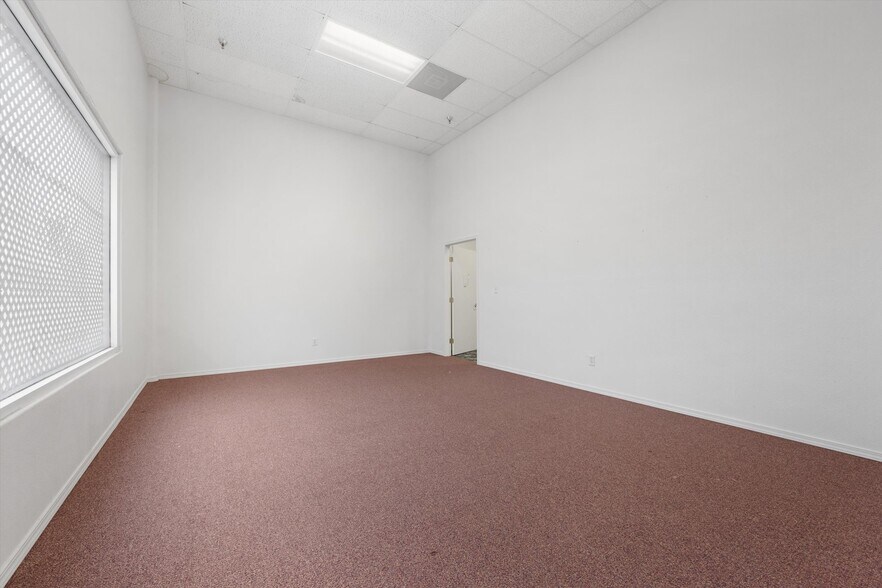 More Photos Of 6701 Niles St, Bakersfield Daycare Center For Sale