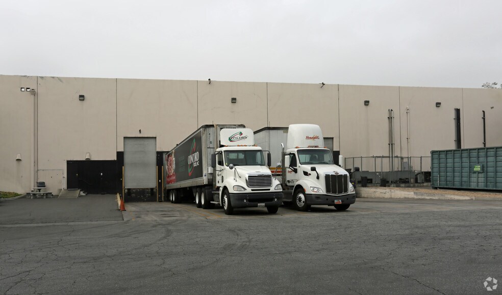 More Photos Of 4601 E Guasti Rd, Ontario Manufacturing For Lease
