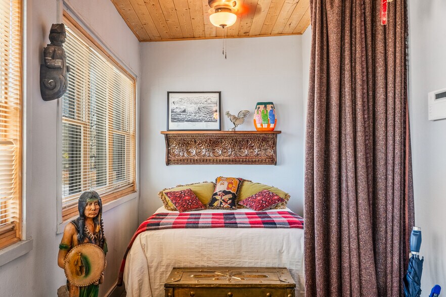 More Photos Of , Las Vegas Unknown For Sale