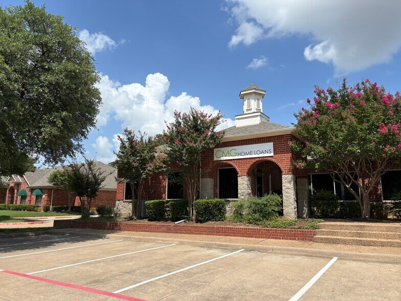 More Photos Of 3200 Long Prairie Rd, Flower Mound Office Residential For Lease