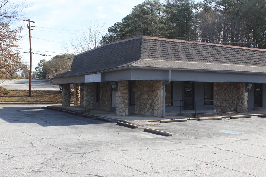 Primary Photo Of 409 Arrowhead Blvd, Jonesboro Office Residential For Lease