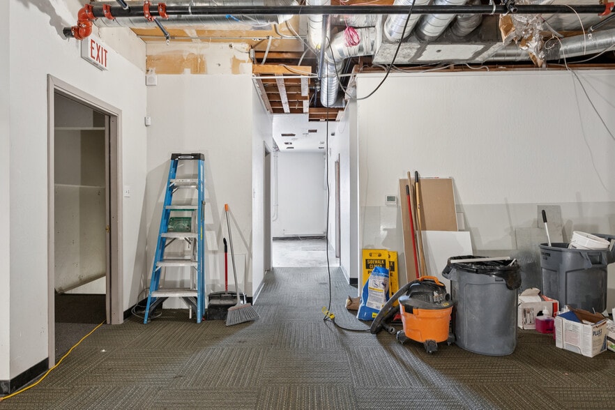 More Photos Of 1315 Burlingame Ave, Burlingame General Retail For Lease