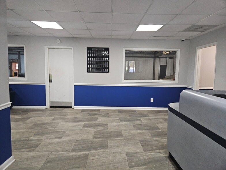 More Photos Of 3800 New McEver Rd, Acworth Warehouse For Lease