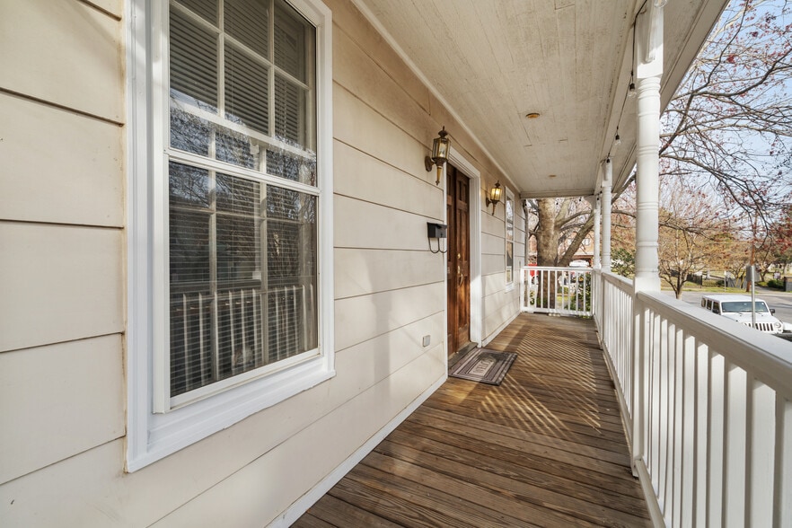 More Photos Of 405 Morson St, Raleigh Office For Sale