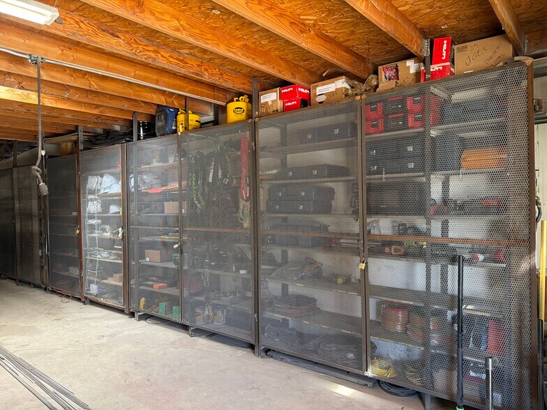 More Photos Of 3122-3144 E Columbia St, Tucson Research And Development For Sale