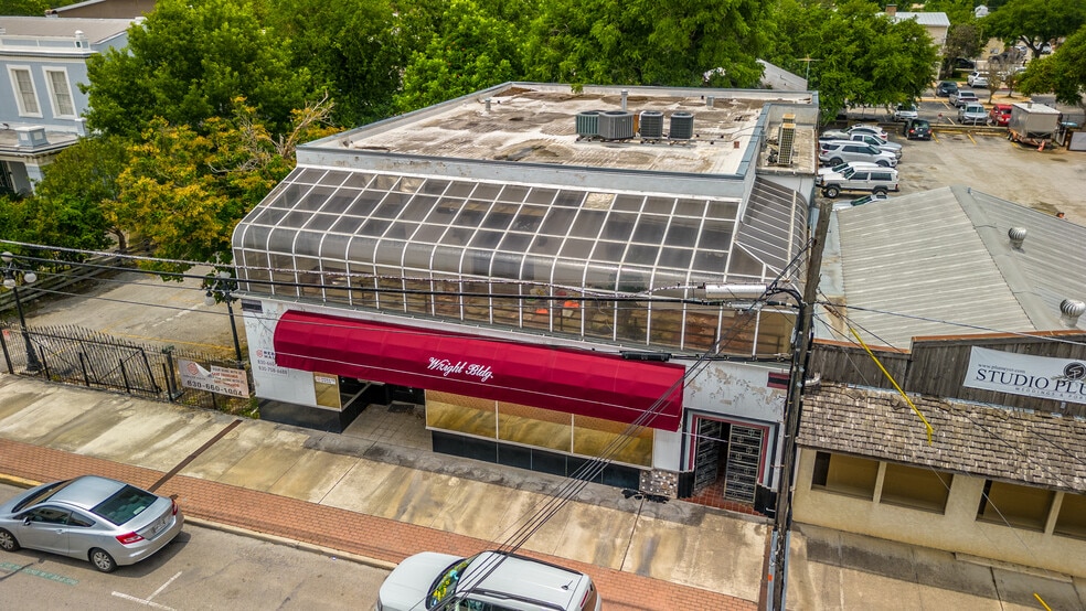 More Photos Of 150-162 S Seguin Ave, New Braunfels Office For Lease