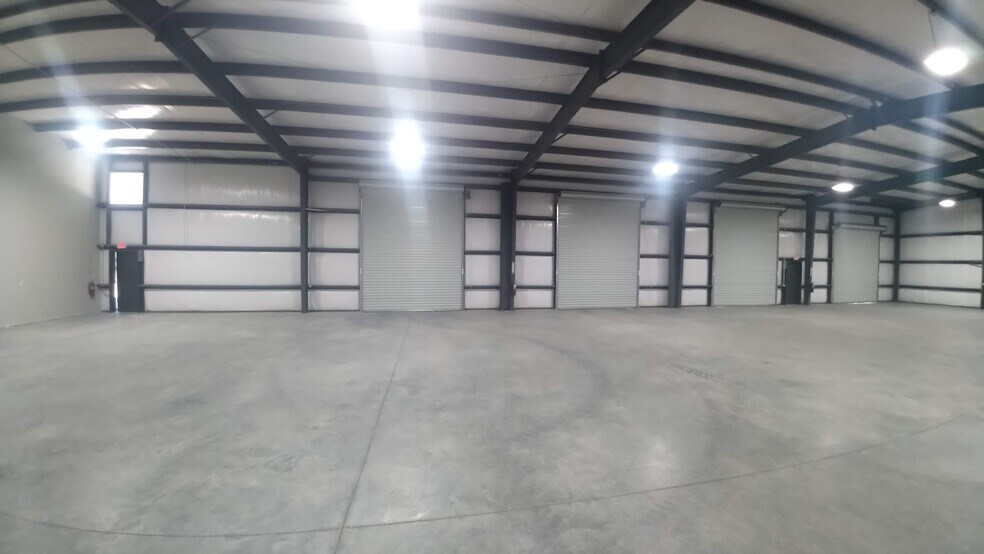 More Photos Of 4243 Halls Mill Road, Mobile Industrial For Lease