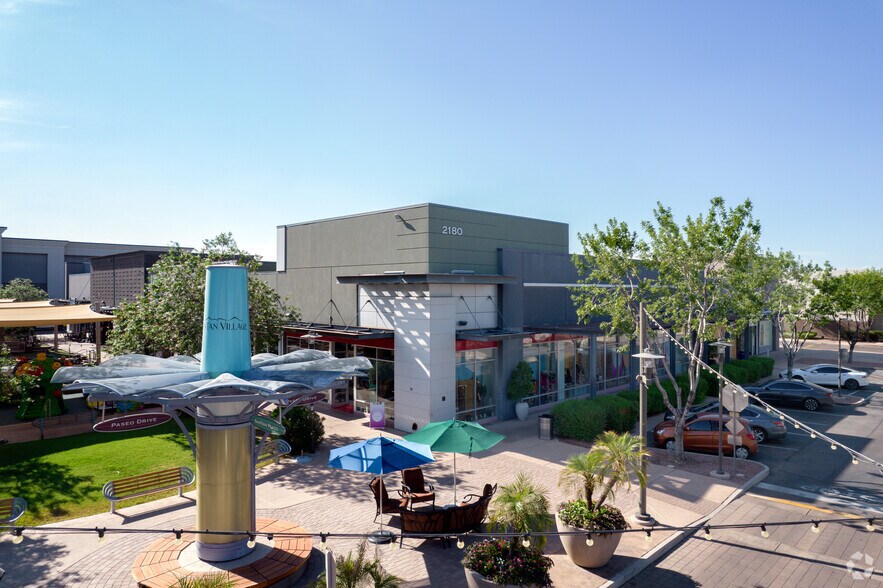 More Photos Of 2716-2810 S Market St, Gilbert Unknown For Lease