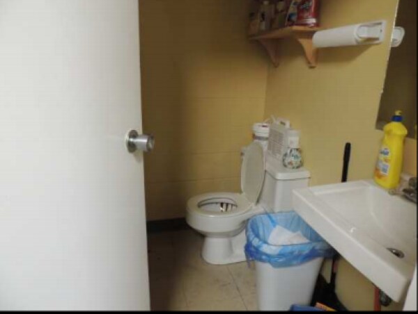 More Photos Of 1278-1288 4th Ave, Prince George Storefront For Lease