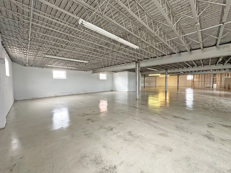 More Photos Of 810 Ramseur St, Durham Warehouse For Lease