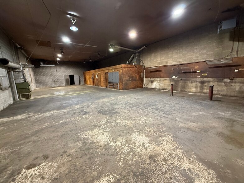 More Photos Of 1675 NW Old 41 Hwy, Marietta Industrial For Sale