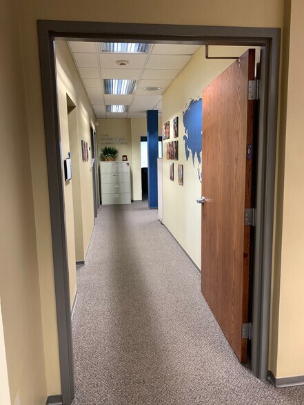 More Photos Of 3710 Sinton Rd, Colorado Springs Office For Lease