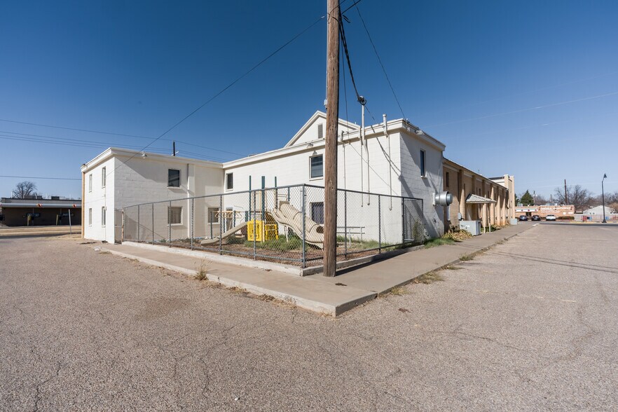 More Photos Of 1809 34th St, Lubbock Religious Facility For Sale