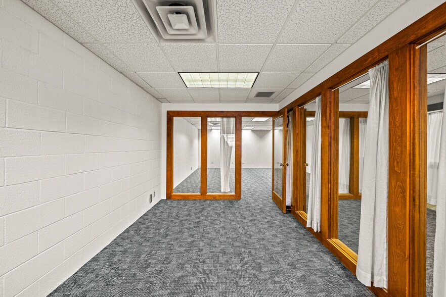 More Photos Of 960 E 2nd Ave, Durango Office For Sale