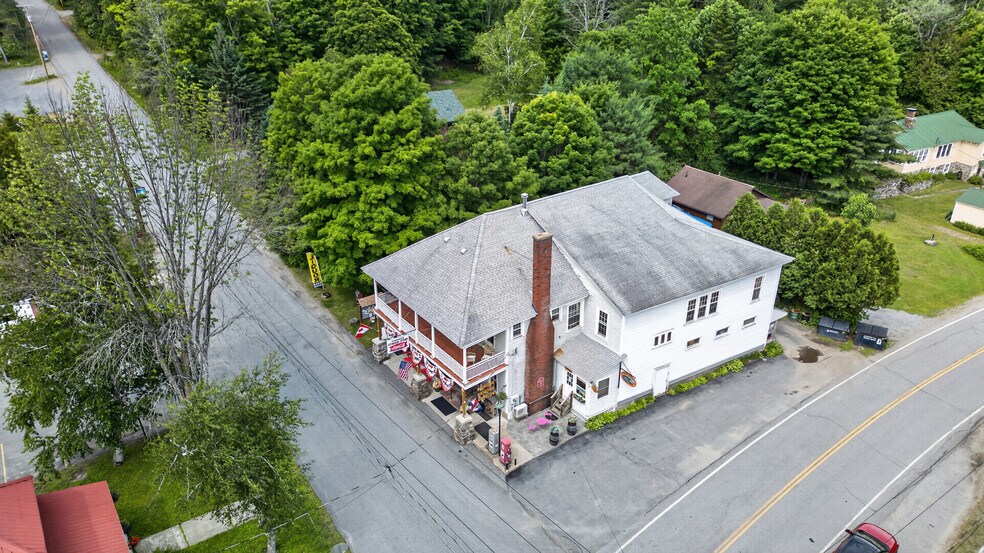 More Photos Of 899 E Shore Dr, Adirondack Storefront Retail Residential For Sale