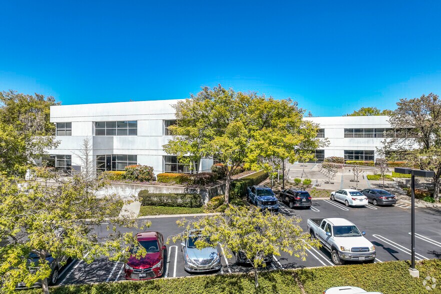 More Photos Of 2240 Douglas Blvd, Roseville Office For Lease