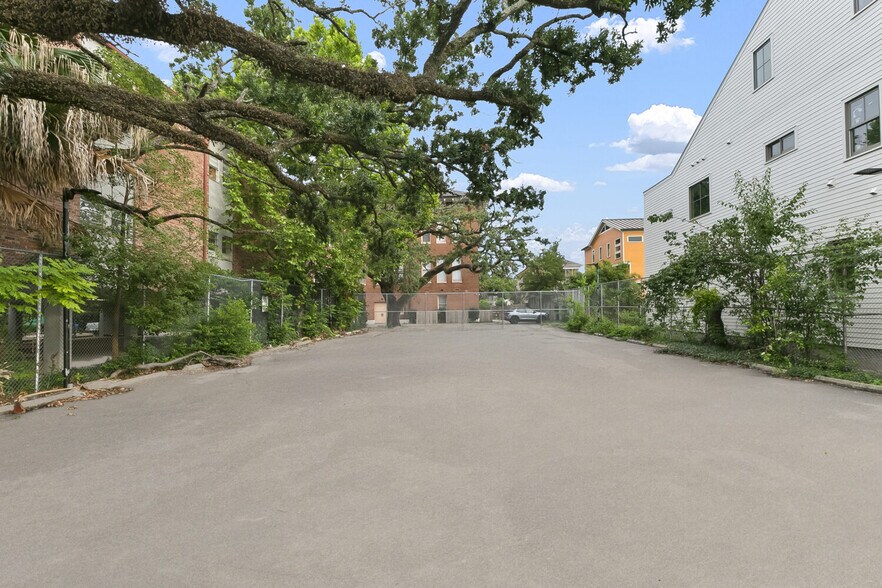 More Photos Of 3612 Chestnut St, New Orleans Land For Lease