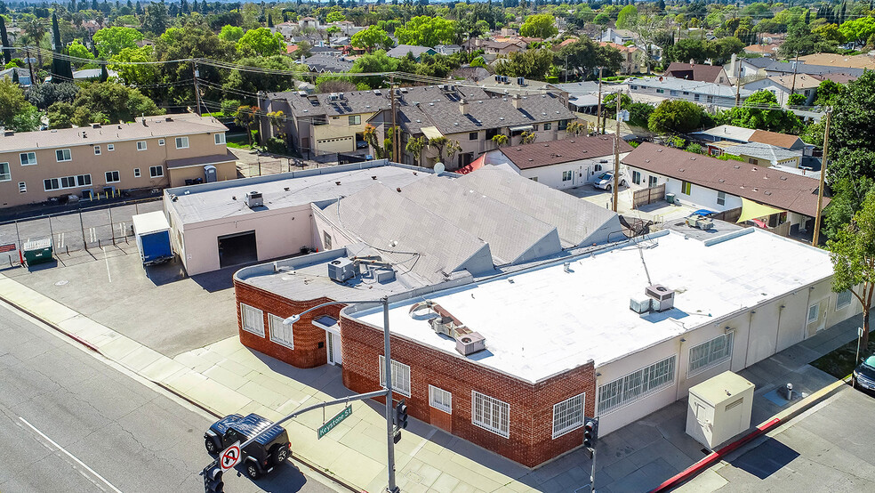 Primary Photo Of 2101 W Olive Ave, Burbank Warehouse For Sale