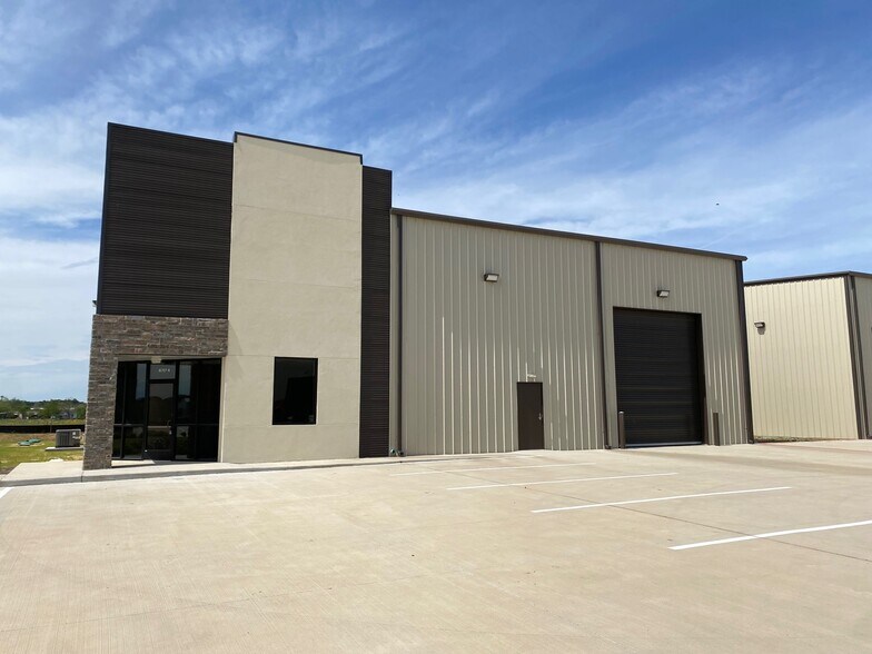 More Photos Of 16707 Telge Rd, Cypress Warehouse For Lease