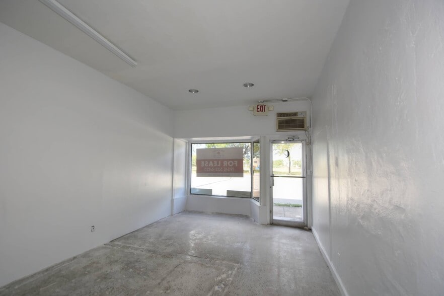 More Photos Of 831-845 N Federal Hwy, Fort Lauderdale Storefront For Lease