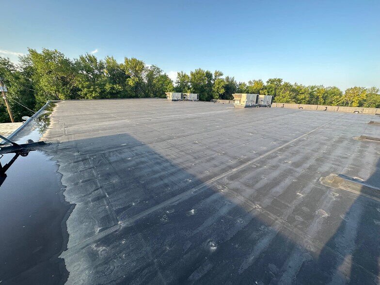 More Photos Of 1250 4th Ave NW, Minot Storefront For Lease