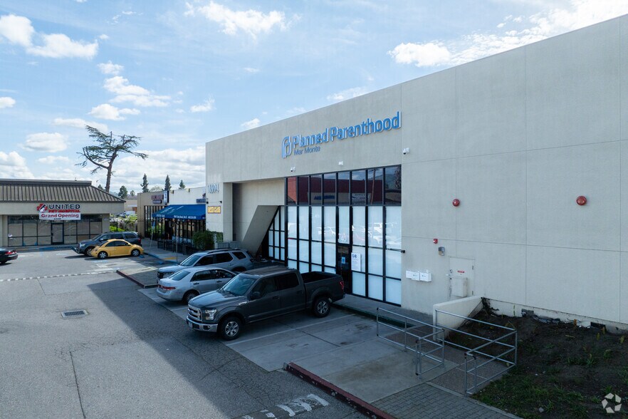 More Photos Of 1694 Tully Rd, San Jose Office For Lease