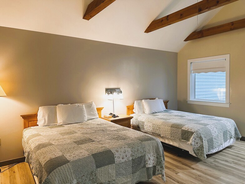 More Photos Of 2439 Old Philadelphia Pike, Lancaster Hotel For Sale