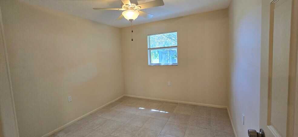 More Photos Of 3404 Dahlia Pl, Largo Apartments For Sale