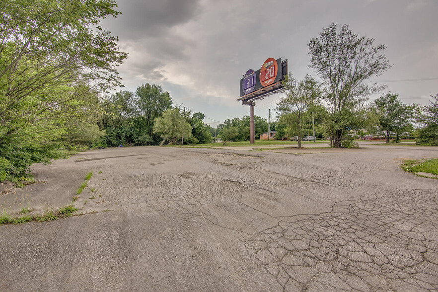 Primary Photo Of 2425 Gallatin Pike N, Madison Land For Sale