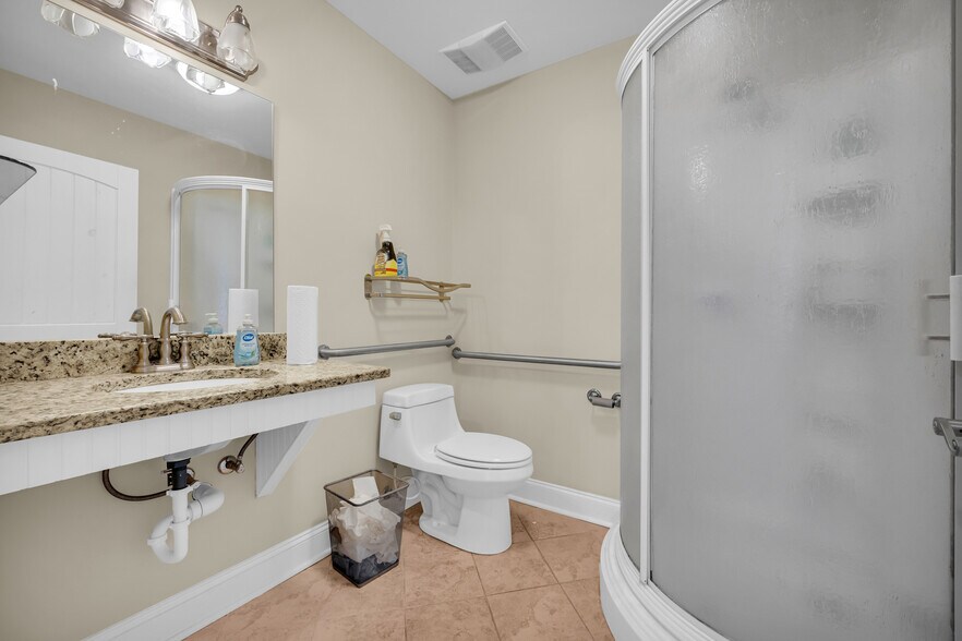 More Photos Of 2642 Loganville Hwy, Grayson Office Residential For Sale