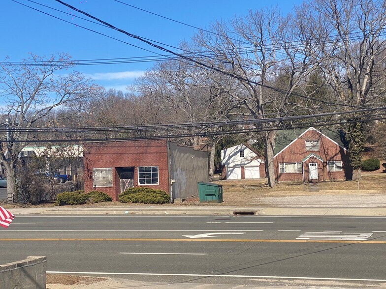 Primary Photo Of 959 W Jericho Tpke, Smithtown Land For Sale