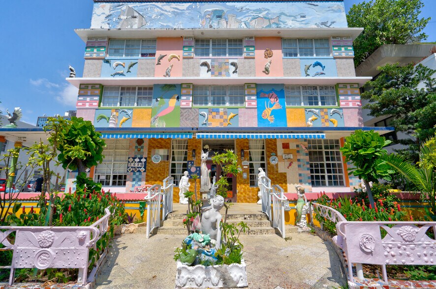 More Photos Of 1680 James Ave, Miami Beach Hotel For Sale