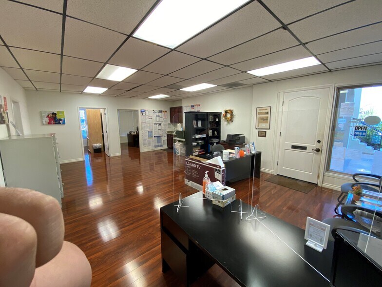 More Photos Of 25124 Narbonne Ave, Lomita Office For Lease