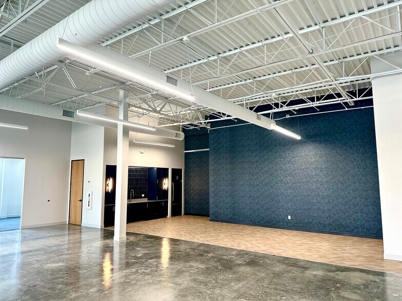 More Photos Of 700 E Campbell Rd, Richardson Office For Lease