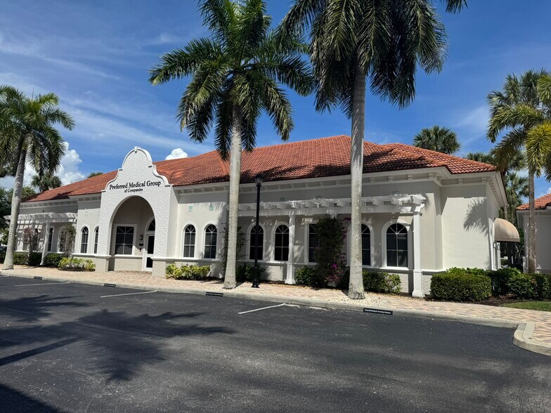 More Photos Of 9140 Corsea del Fontana Way, Naples Office For Sale