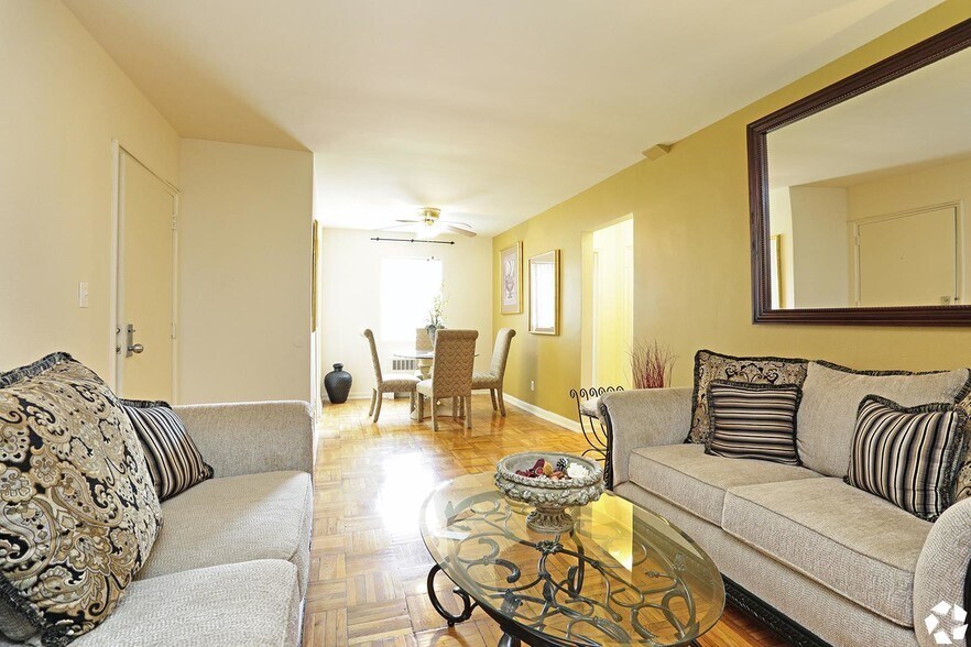 More Photos Of 3301 Chillum Rd, Mount Rainier Apartments For Sale