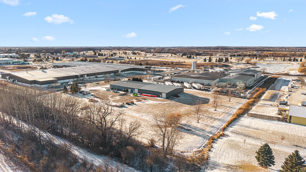 More Photos Of 65 Blodgett Ct, Fond Du Lac Warehouse For Sale