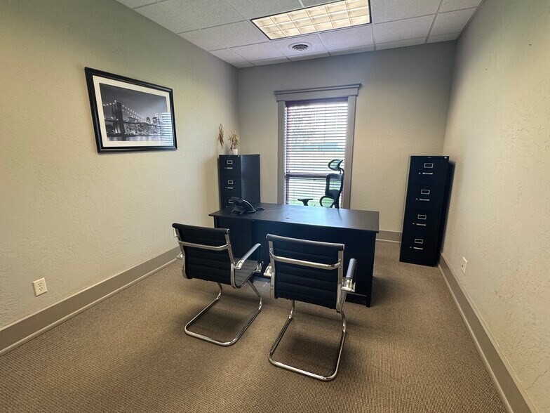 More Photos Of 1713 Tullamore Ave, Bloomington Medical For Lease