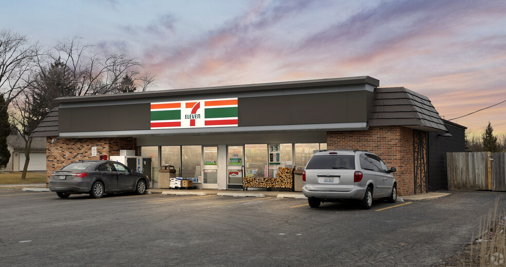 Primary Photo Of 1610 Walnut Ave, Hanover Park Convenience Store For Sale