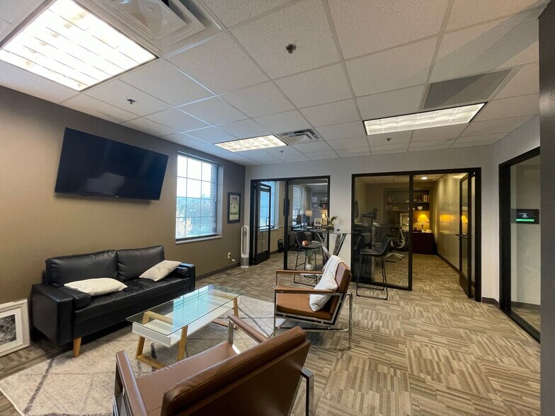 More Photos Of 1749 Mallory Ln, Brentwood Office For Lease