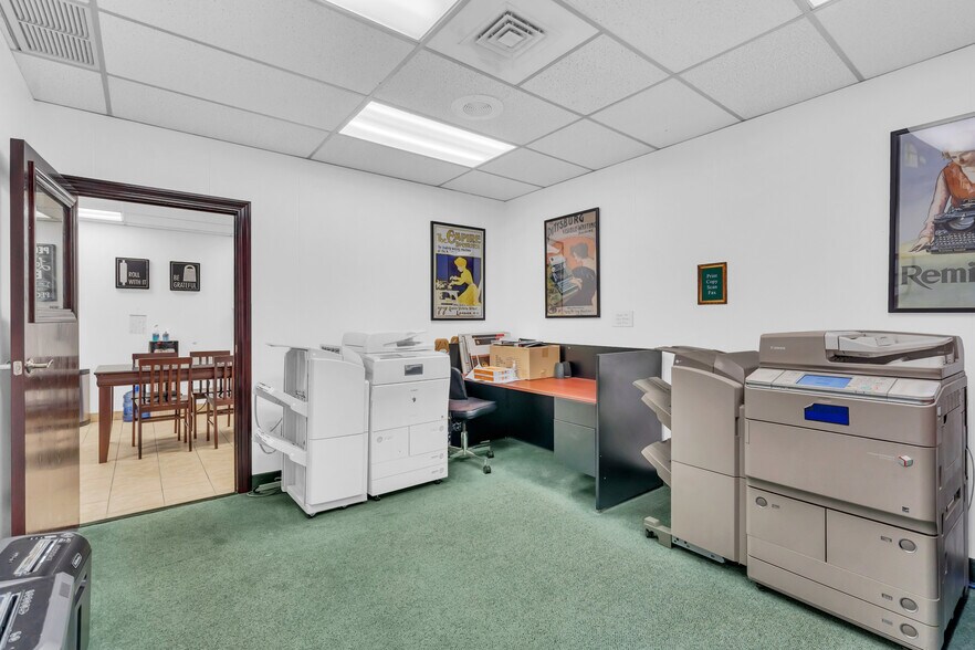 More Photos Of 788 Shrewsbury Ave, Tinton Falls Office For Sale