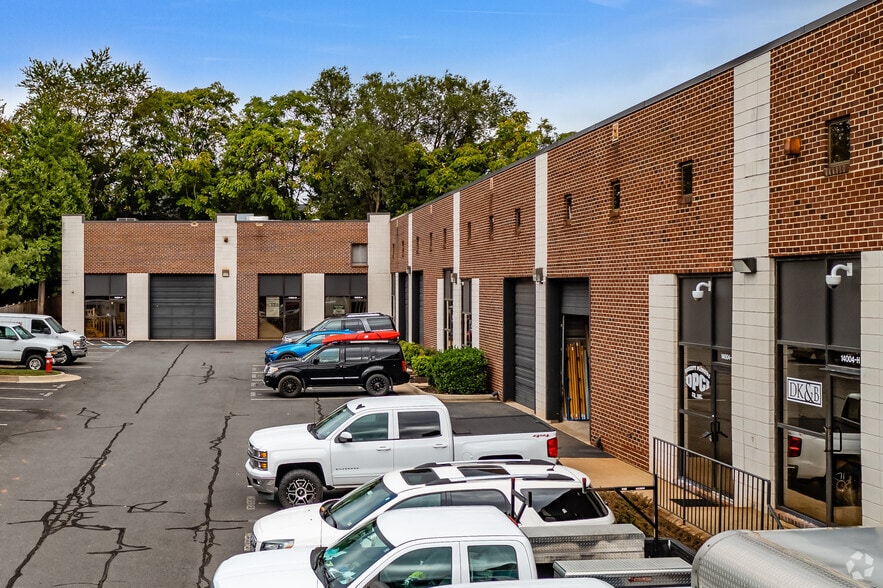 More Photos Of 14004 Willard Rd, Chantilly Research And Development For Sale