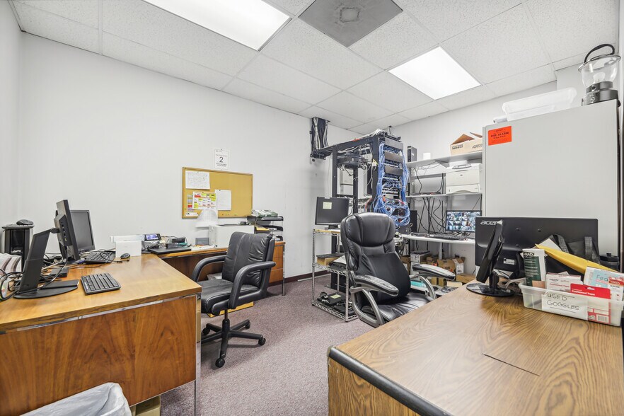 More Photos Of 2497 Vauxhall Rd, Union Township Manufacturing For Sale