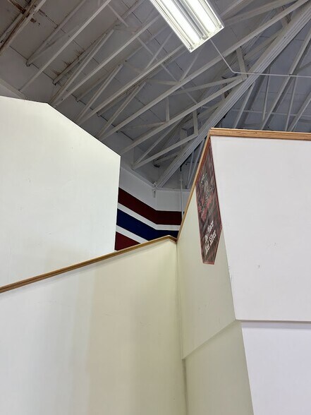 More Photos Of 2440 Clare Ln Ne, Rochester Flex For Sale