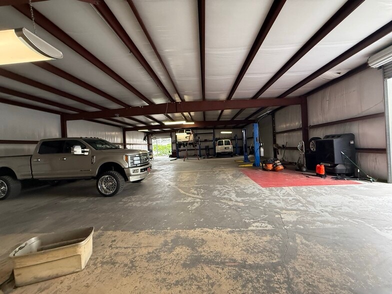 More Photos Of 1551 Dogwood Dr SW, Conyers Warehouse For Lease