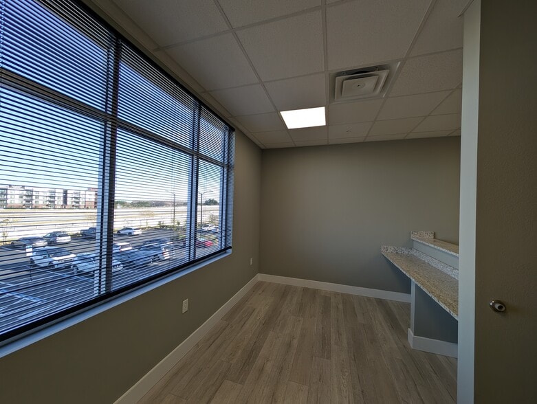 More Photos Of 1210 E Osceola Pky, Kissimmee Medical For Lease