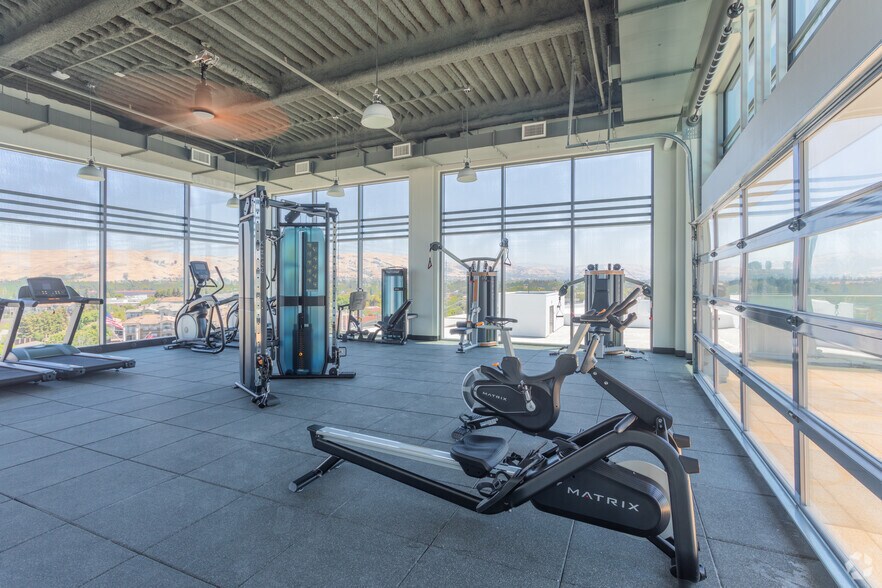 More Photos Of 730-750 E Capitol Ave, Milpitas Apartments For Lease