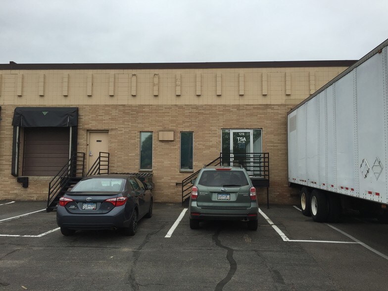 More Photos Of 240 Fillmore Ave E, Saint Paul Light Manufacturing For Lease