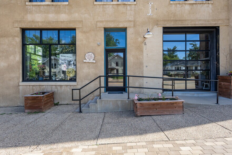 More Photos Of 108-110 E Main St, Cambridge Storefront For Sale