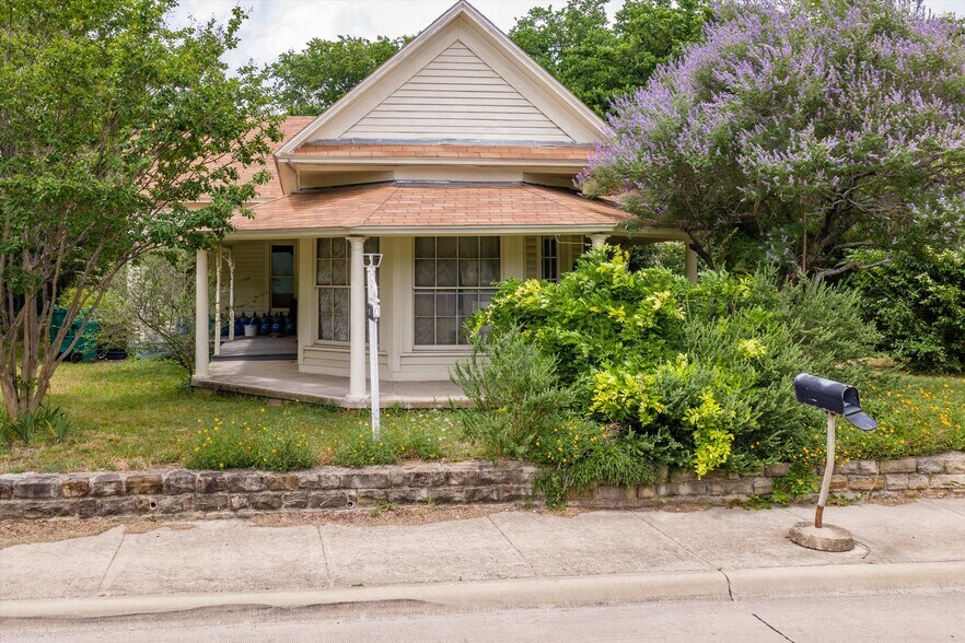 More Photos Of 1007 W Belt Line Rd, Cedar Hill Land For Sale